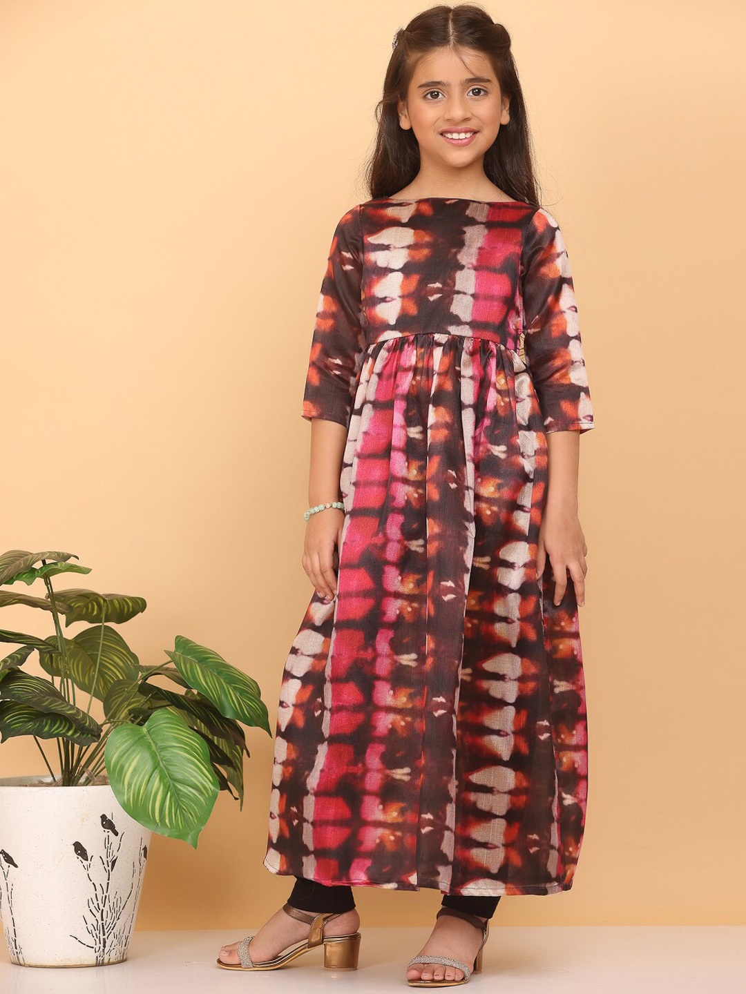 

Ethnovog Girls Checked Anarkali Kurta, Brown