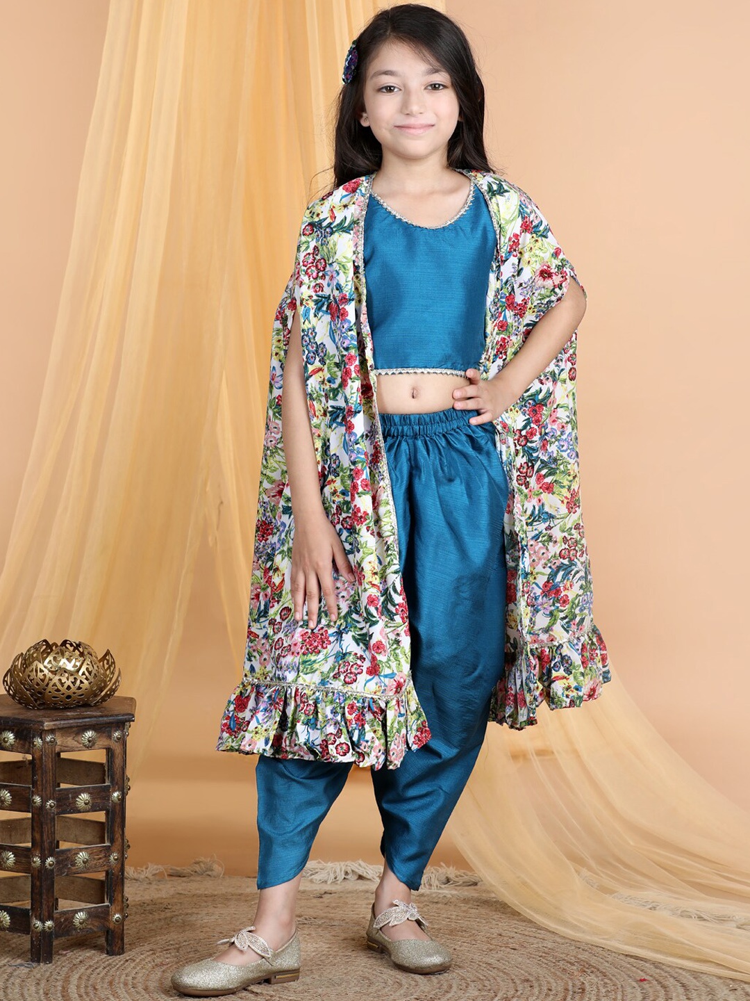 

Cutiekins Girls Round Neck Gotta Patti Detailed Top & Dhoti Pant With Jacket, Teal