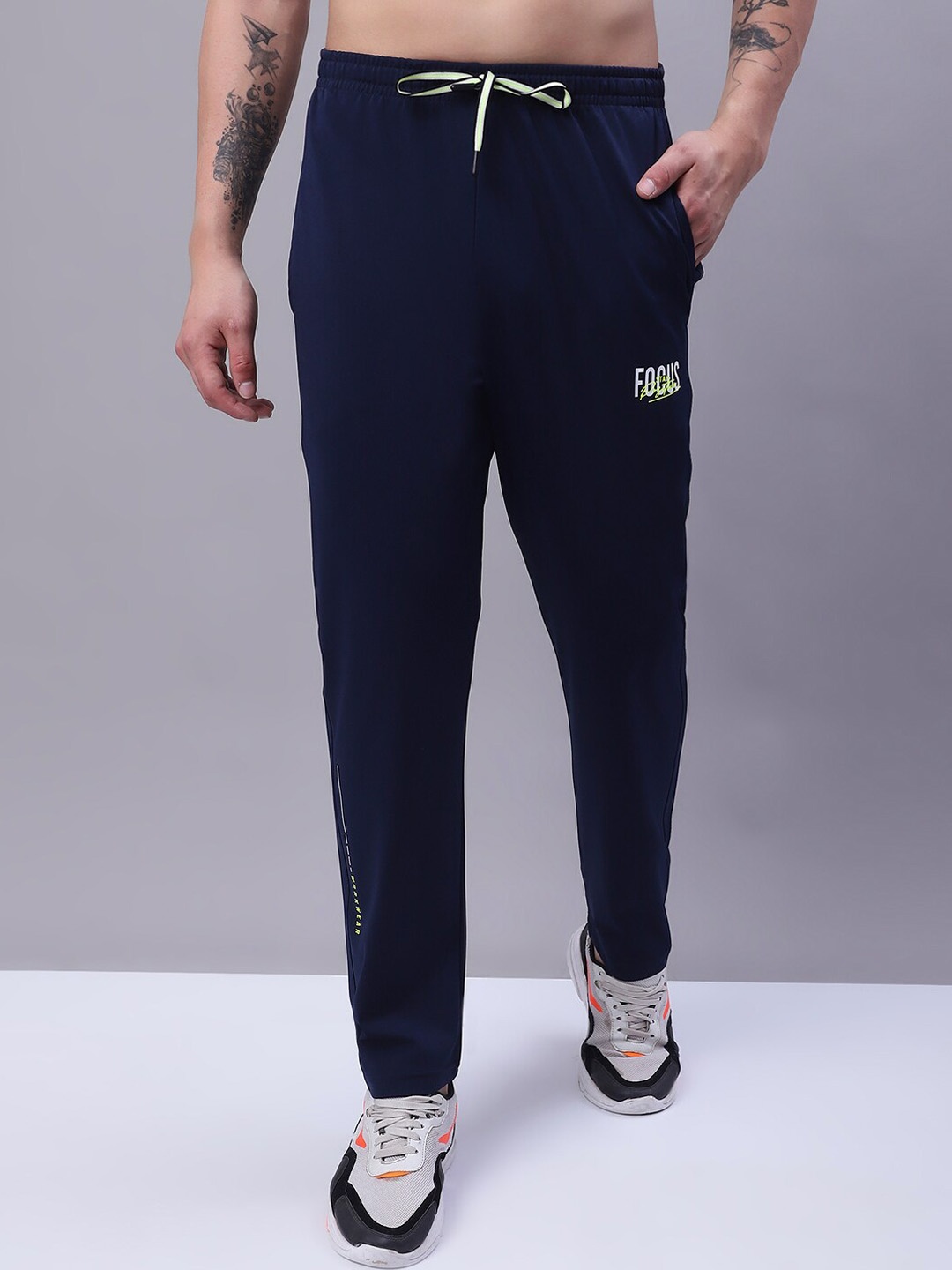 

VENITIAN Men Regular Fit Dry-Fit Cotton Track Pants, Navy blue