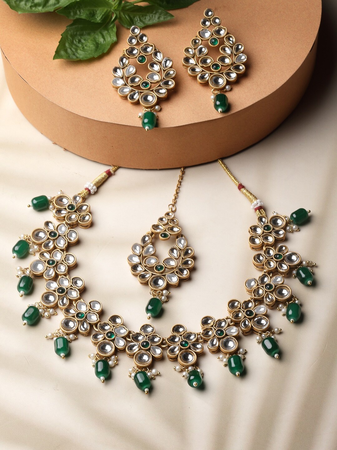 

ADIVA Gold-Plated Kundan Stone-Studded & Beaded Jewellery Set