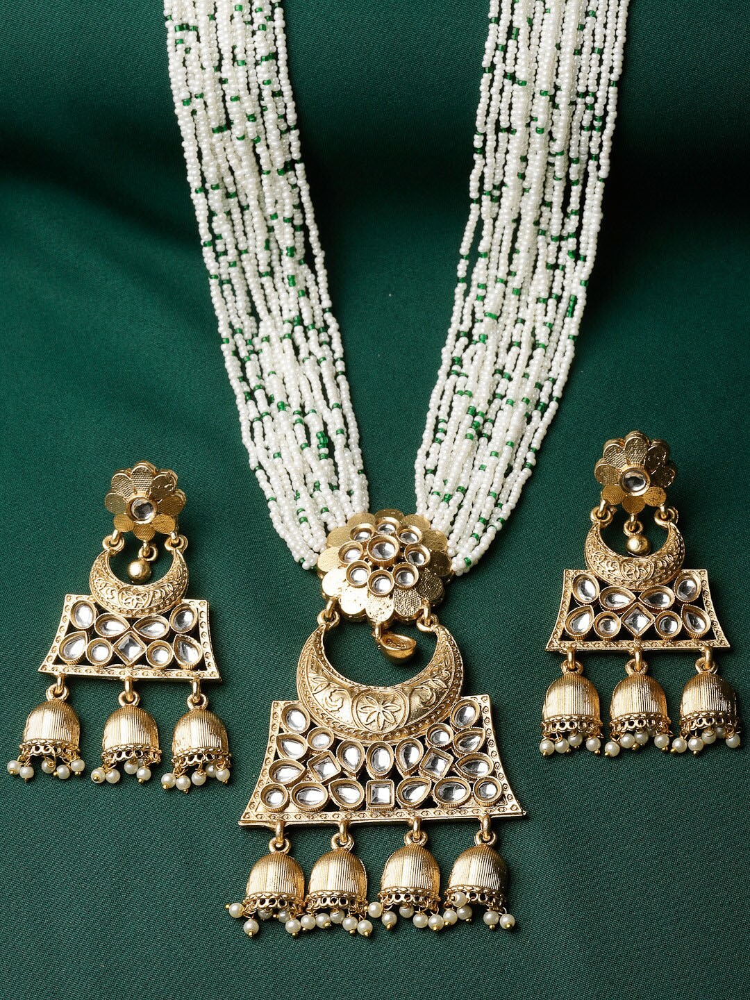 

ADIVA Gold-Plated Kundan Stone-Studded & Pearl-Beaded Jewellery Set