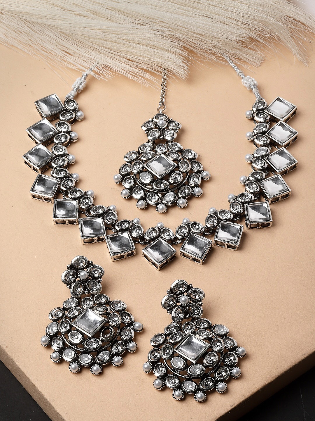 

ADIVA Silver Plated Kundan Stone Studded & oxidised Jewellery Set