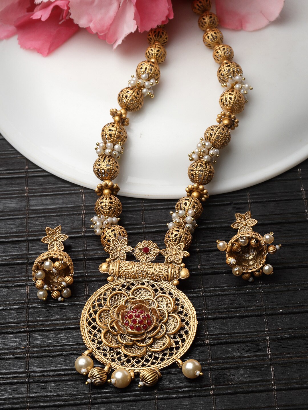 

ADIVA Gold-Plated Stone-Studded & Beaded Jewellery Set