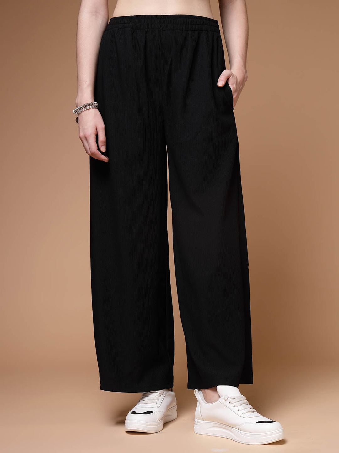 

plusS WORX Women Black Mid Rise Plain Parallel Trousers