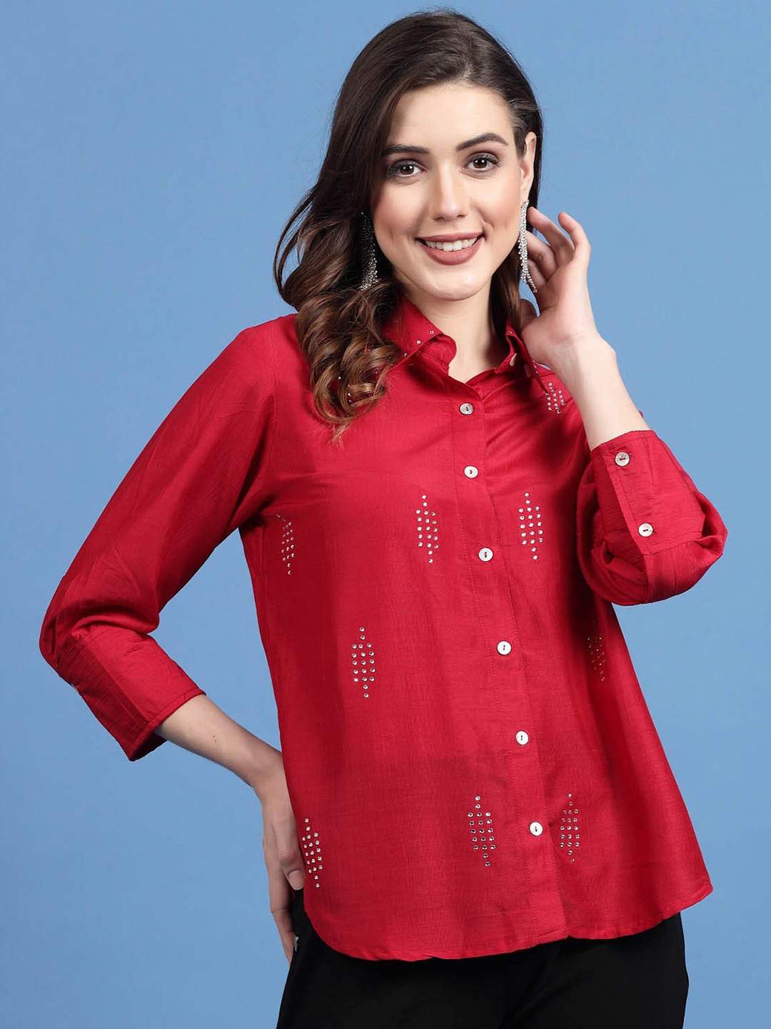 

plusS Charcoal Embellished Spread Collar Casual Shirt, Red