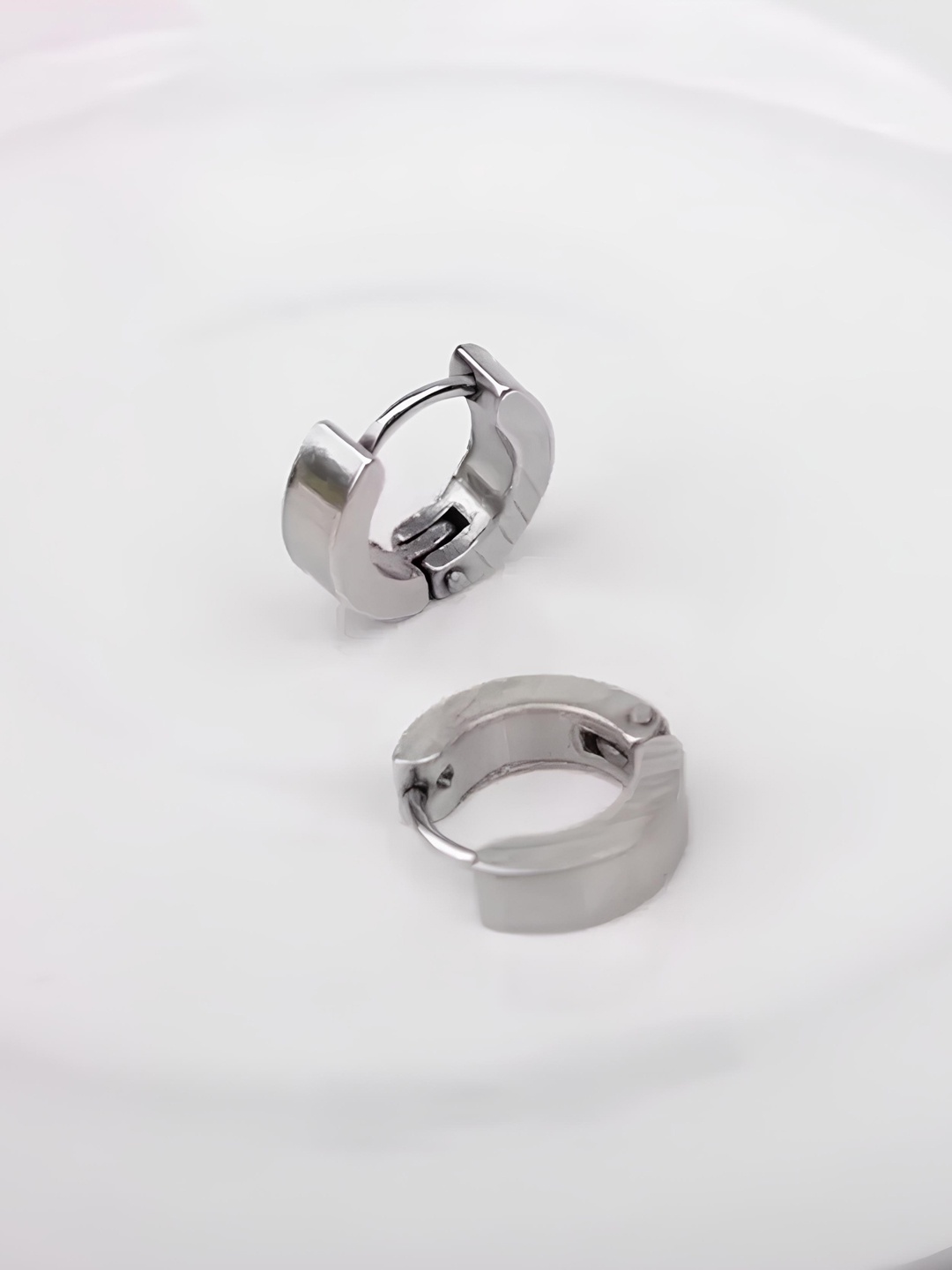 

KARISHMA KREATIONS Stainless Steel Gold-Plated Contemporary Hoop Earrings, Silver