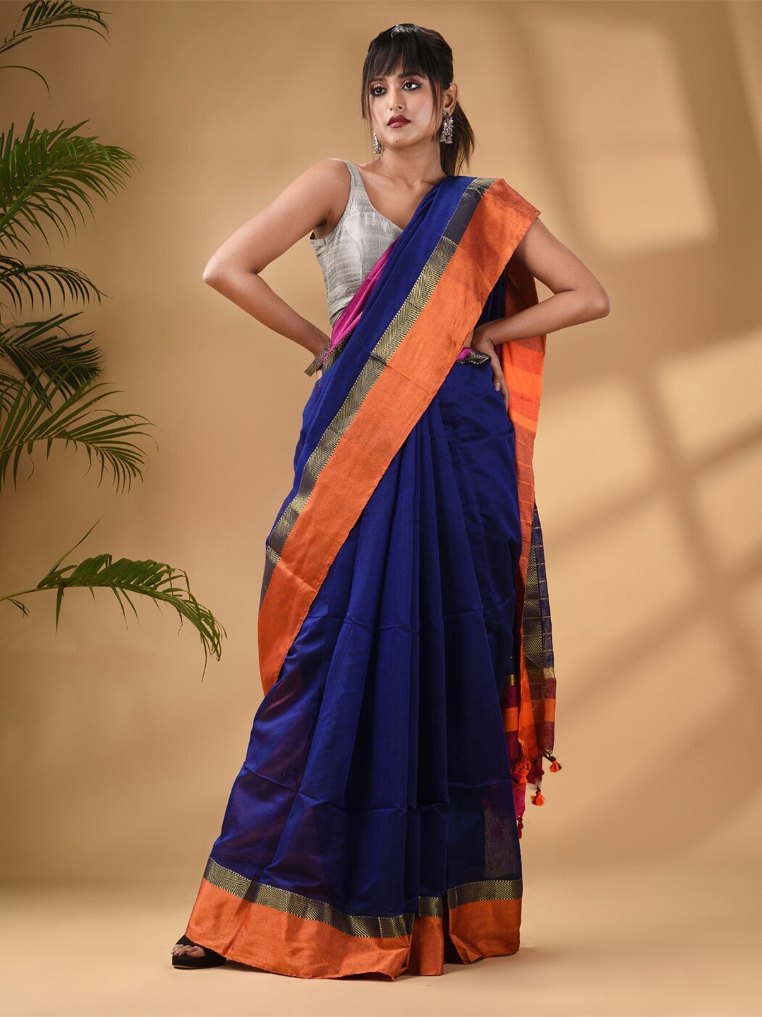 

Arhi Zari Detailed Tesselled Saree, Blue