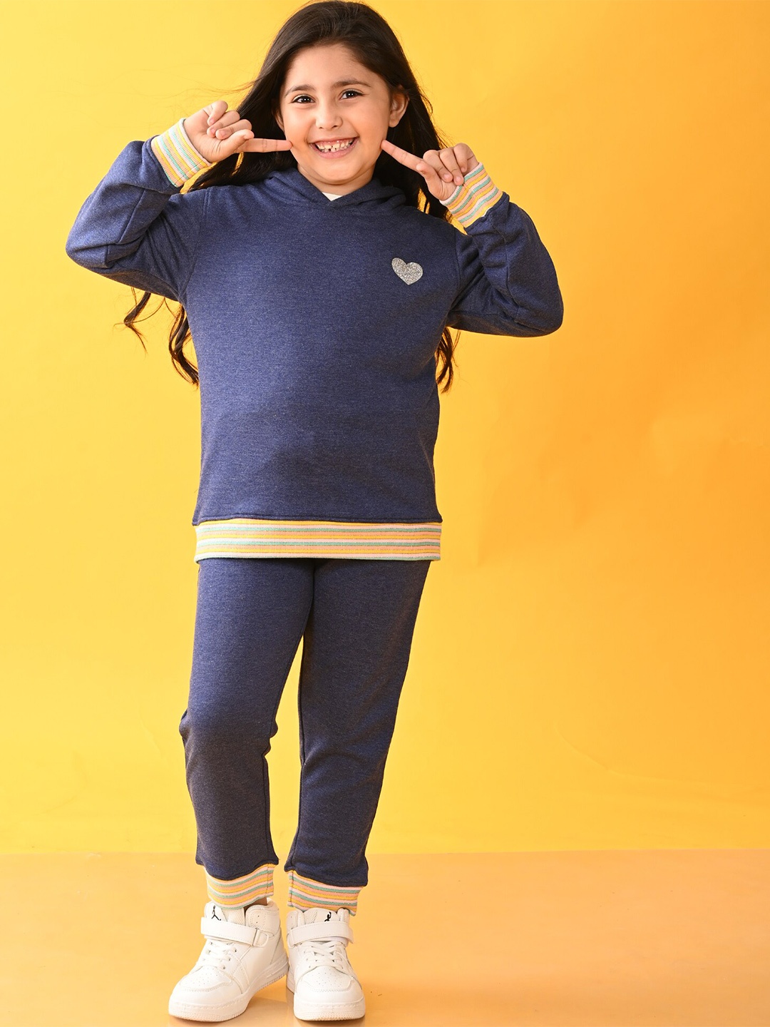 

Anthrilo Girls Hooded T-shirt with Trousers, Blue