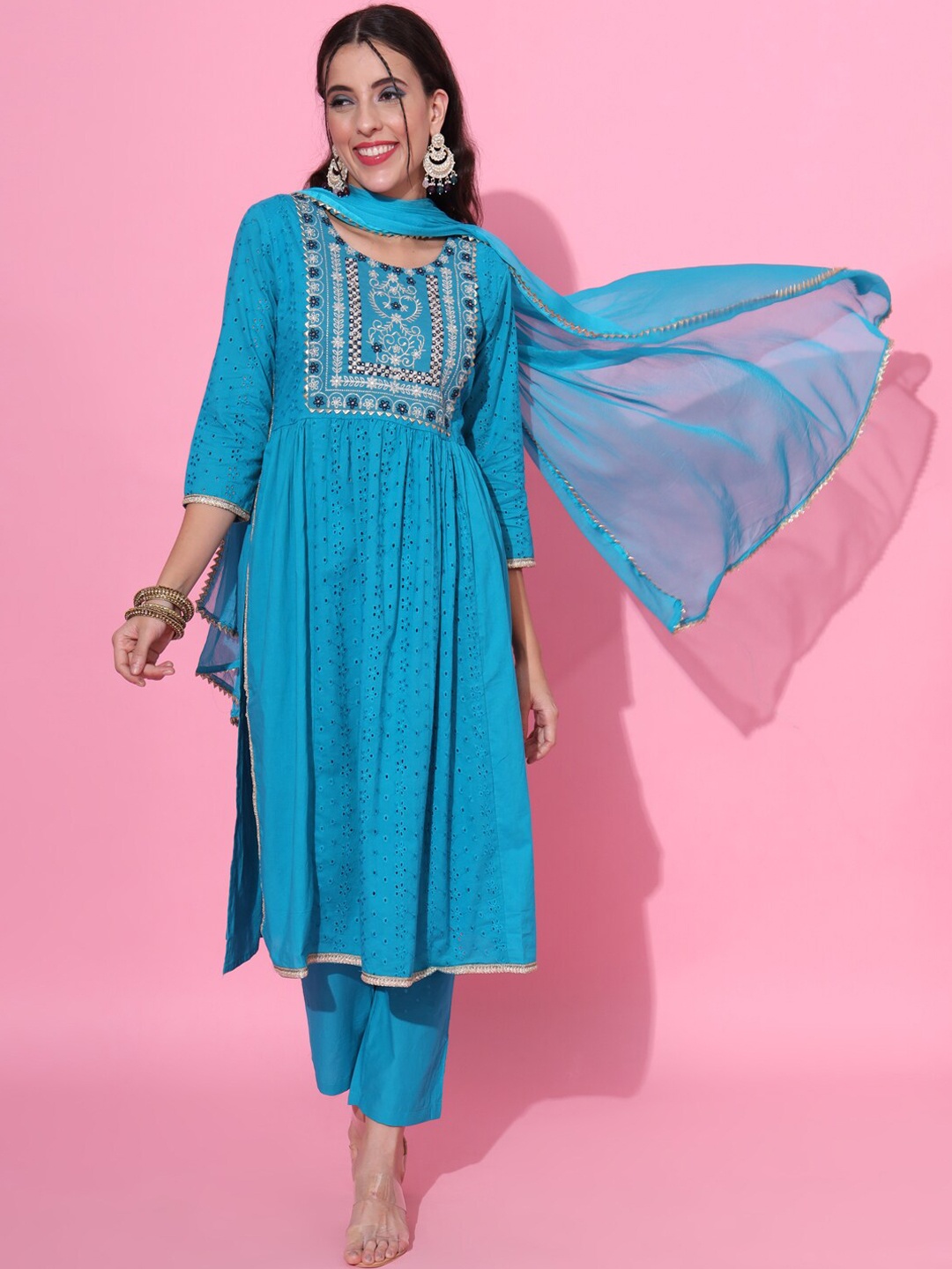 

JAIPUR PRIME Ethnic Motifs Yoke Design Empire Thread Work Pure Cotton Kurta Set, Blue