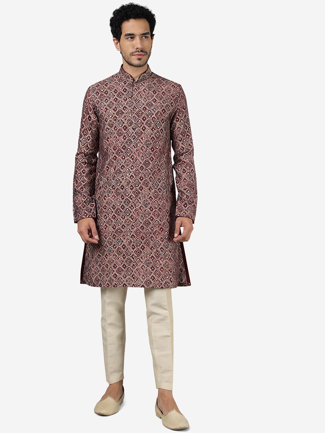 

THE KURTA COMPANY Ethnic Motifs Printed Mandarin Collar Straight Silk Kurta, Maroon