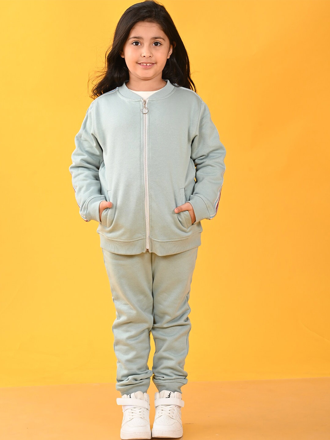 

Anthrilo Girls Top with Trousers, Green