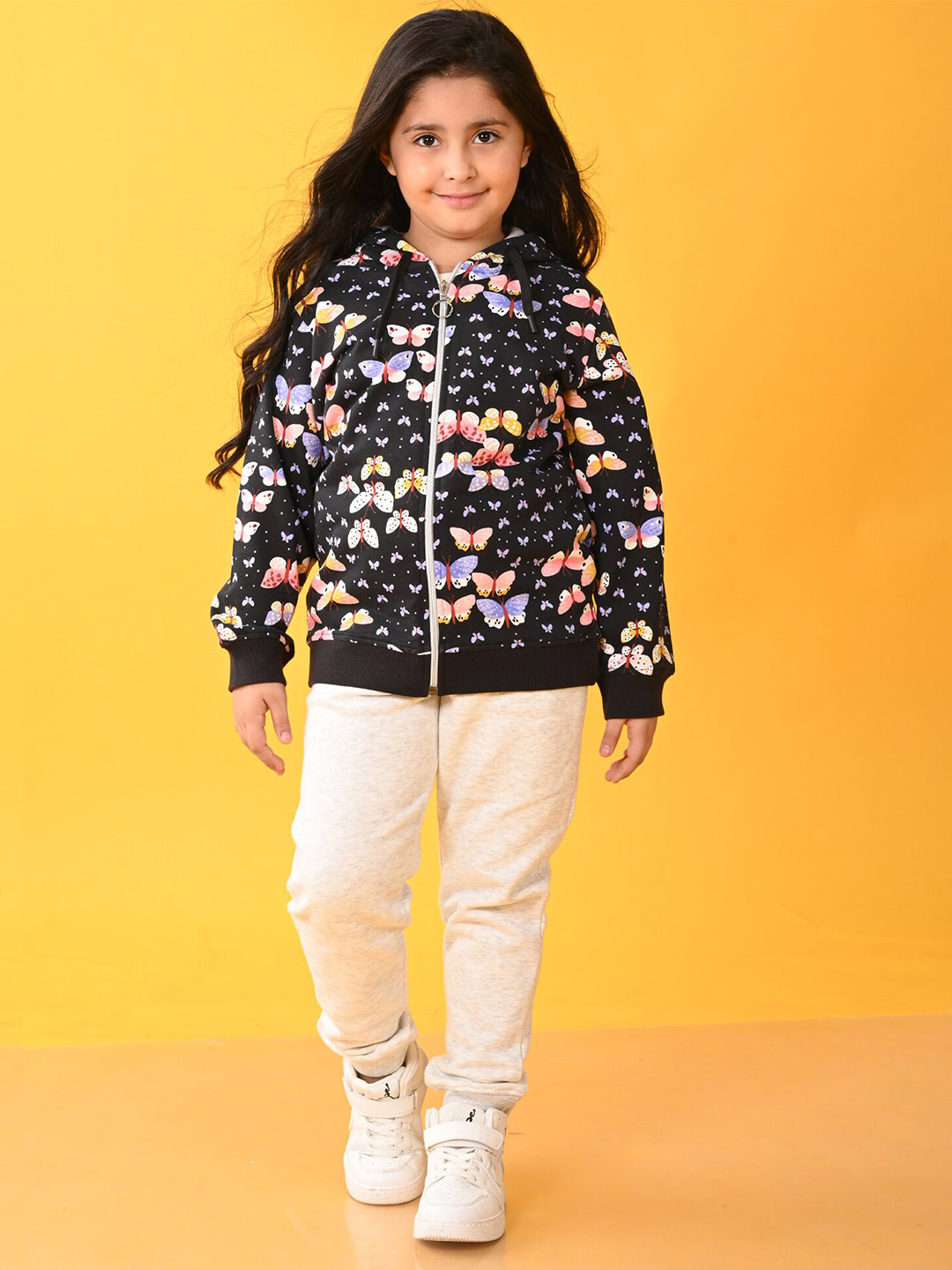

Anthrilo Girls Printed Hooded Fleece Sweatshirt With jogger, Black