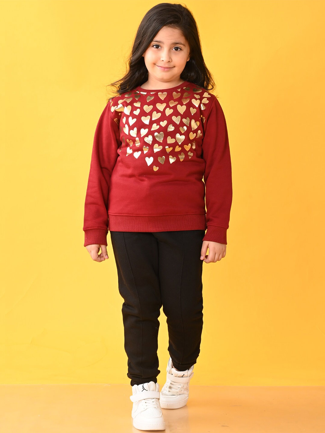 

Anthrilo Girls Printed T-shirt With Trousers, Maroon