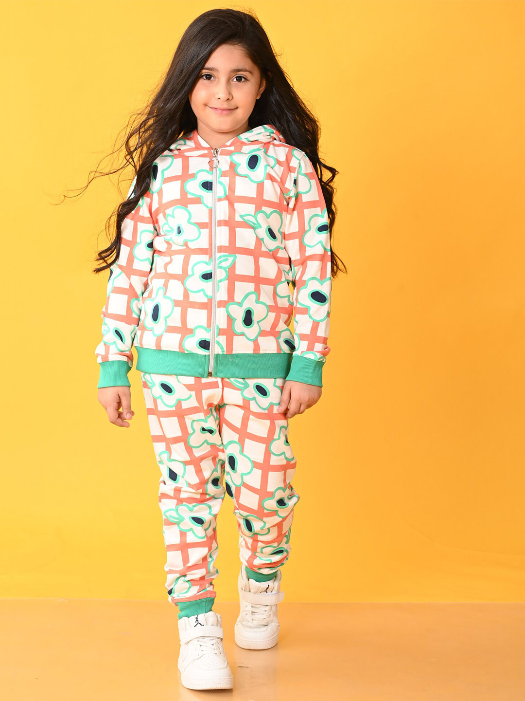

Anthrilo Girls Printed Hooded Fleece Sweatshirt with Joggers, White