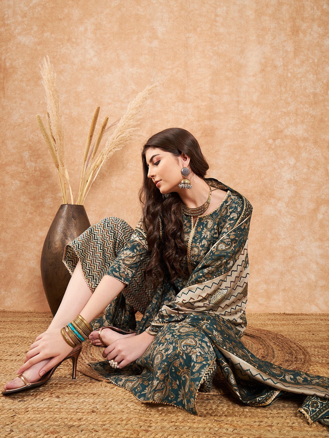 

Sangria Ethnic Motifs Printed Pure Cotton Kurta With Palazzo & Dupatta, Green