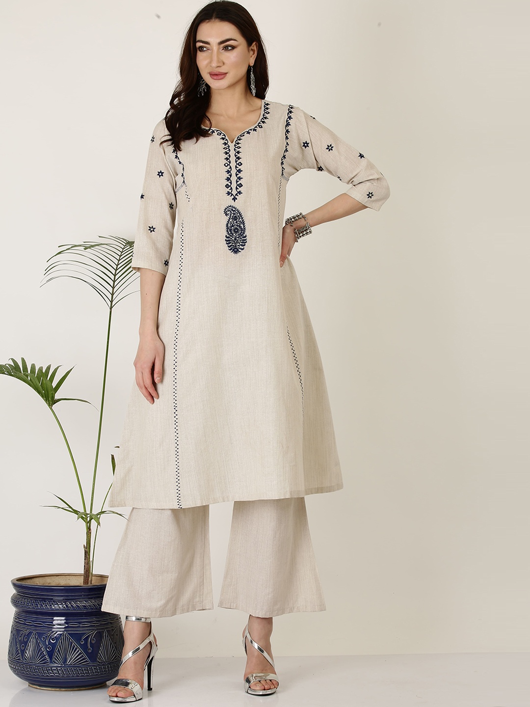 

KAANCHIE NANGGIA Ethnic Motifs Yoke Design Thread Work Pure Cotton Kurta with Palazzos, White