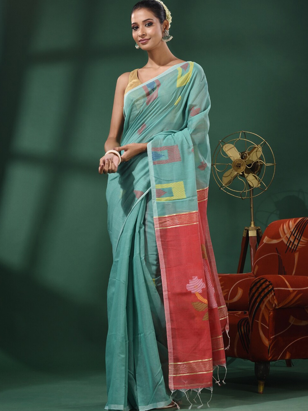 

Charukriti Ethnic Motifs Woven Design Zari Saree, Sea green