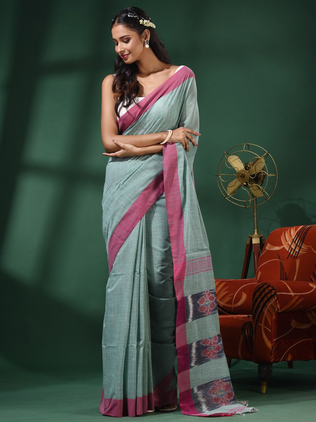 

Charukriti Floral Woven Design Saree, Sea green