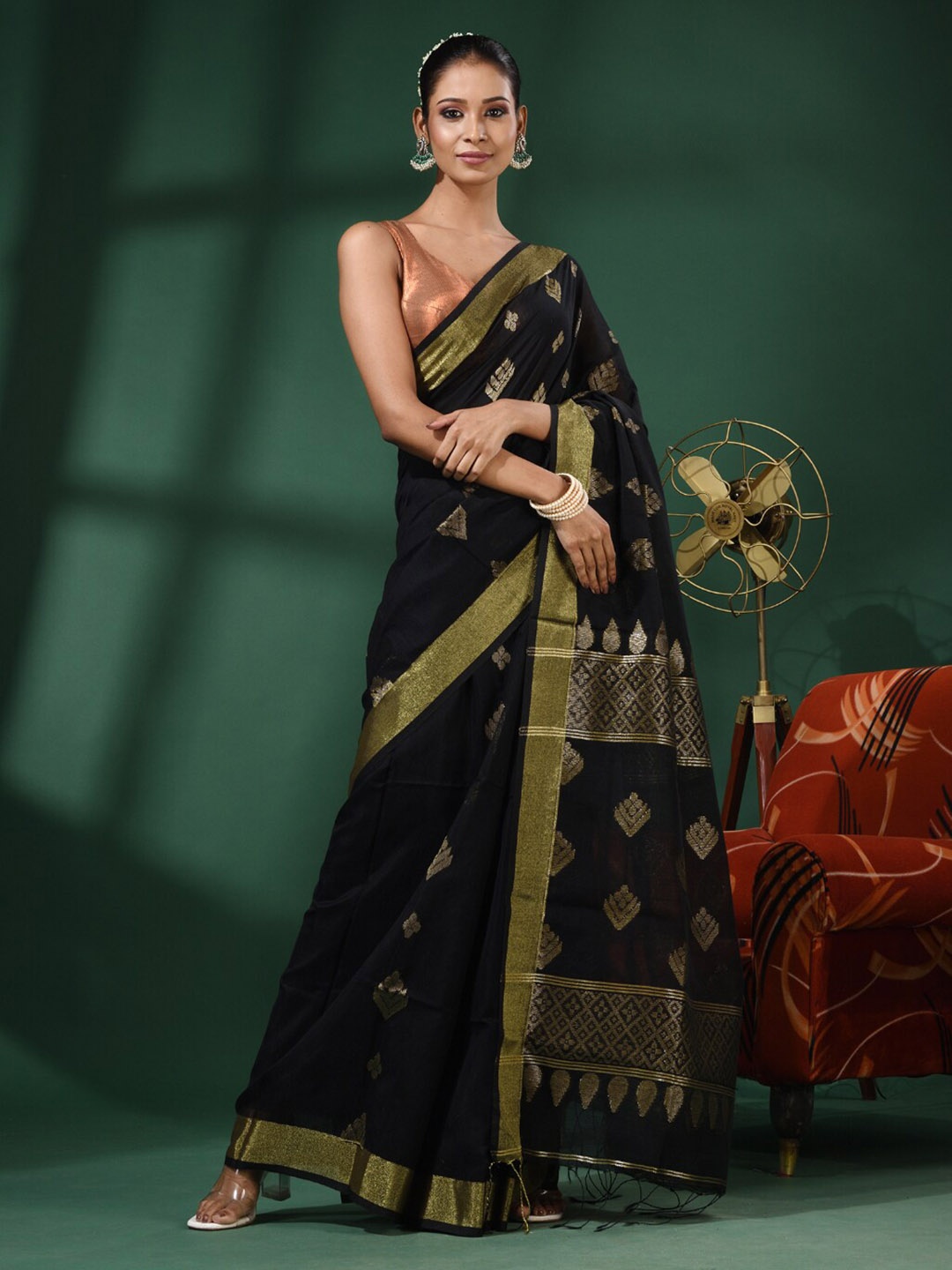 

Charukriti Ethnic Motifs Woven Design Zari Saree, Black