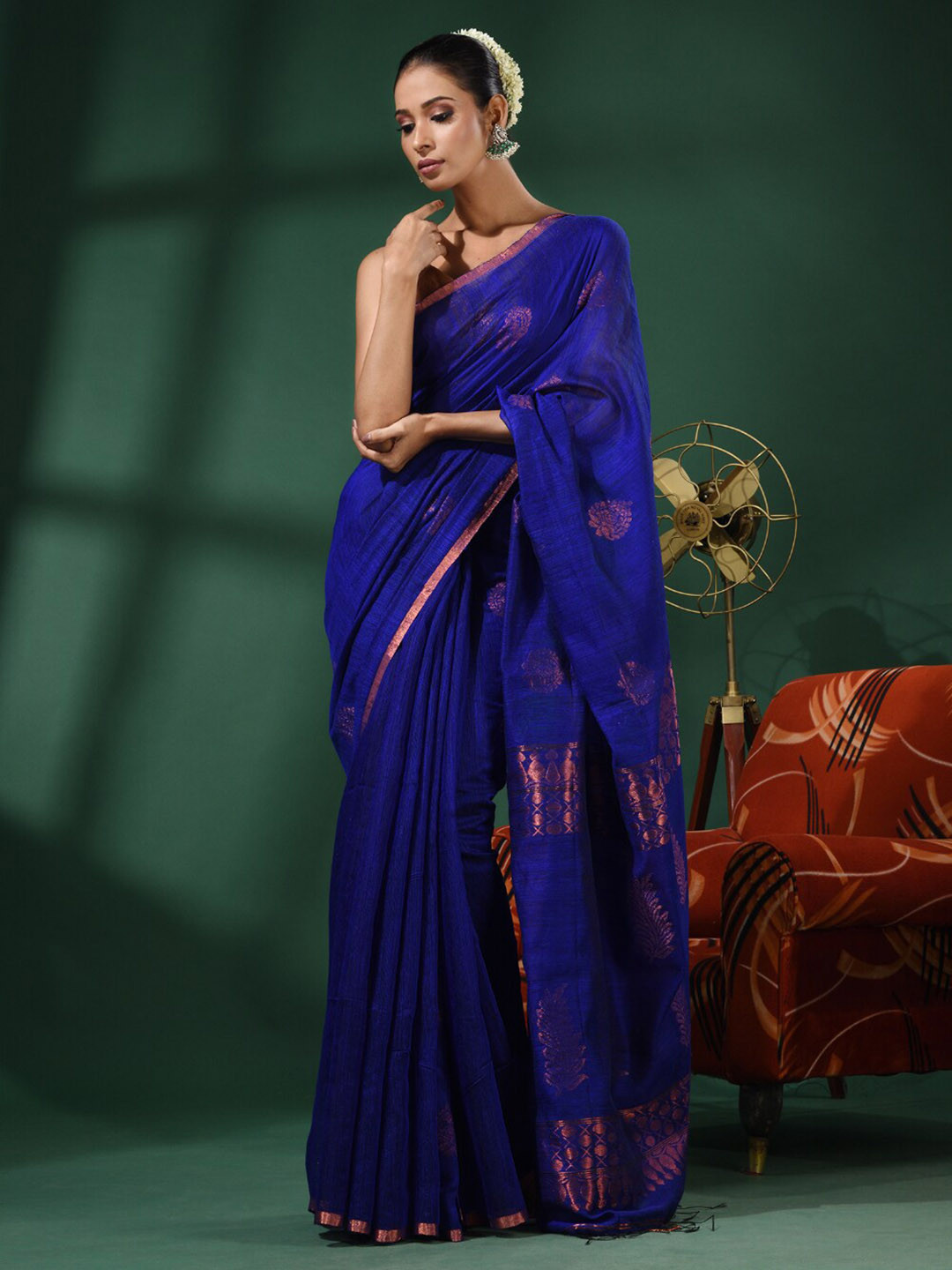 

Charukriti Woven Design Zari Pure Silk Saree, Blue