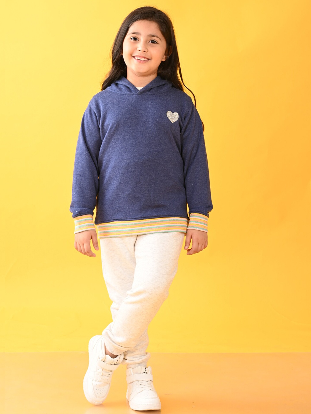 

Anthrilo Girls Printed T-shirt with Trousers, Blue