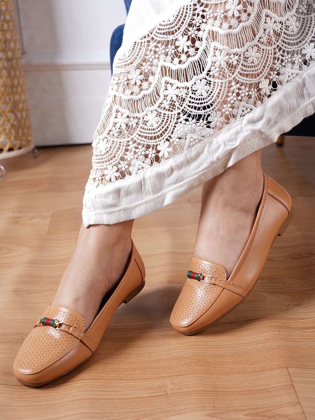 

Mast & Harbour Women Loafers, Beige