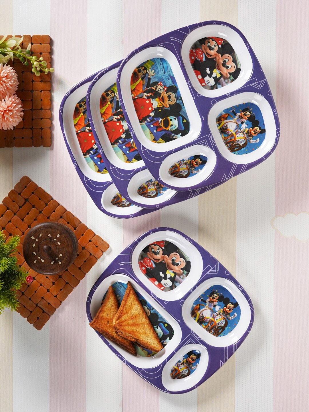 

CDI White & Purple 4 Pieces Printed Melamine Glossy Plates
