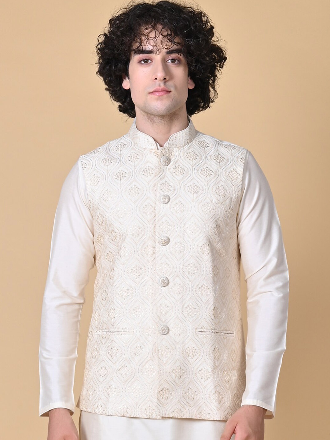 

MAAHI FABS Mandarin Collar Kurta with Churidar & Nehru jacket, Cream