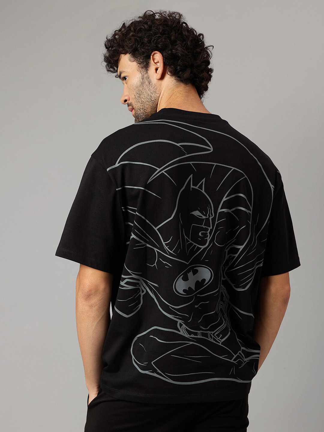 

Free Authority Graphic Batman Printed Drop Shoulder Sleeves Pure Cotton Oversized T-Shirt, Black