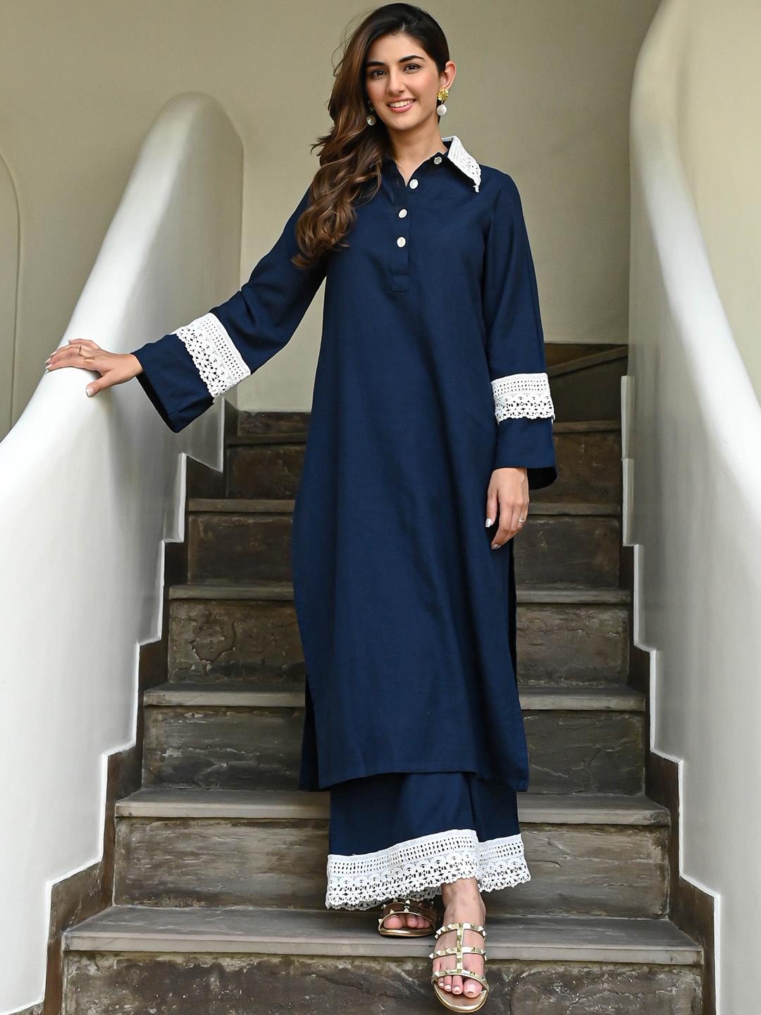 

Bunaai Shirt Collar Flared Sleeve Thread Work Pakistani Style Kurta with Palazzos, Blue