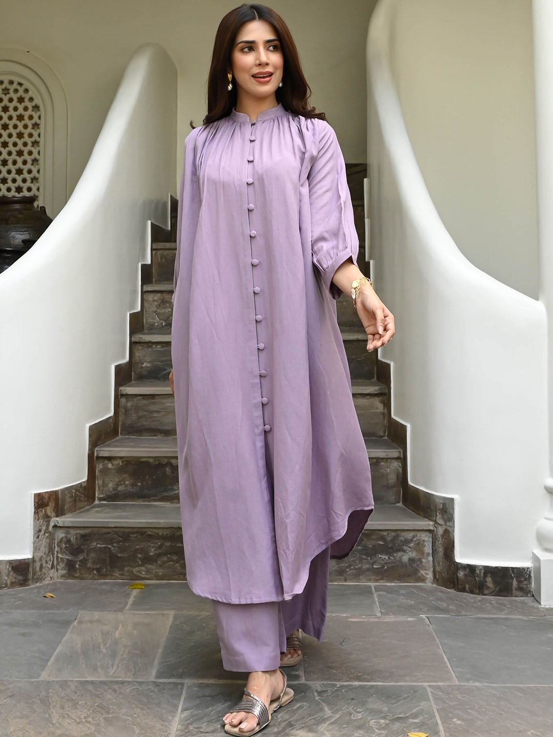 

Bunaai Mandarin Collar Pleated A-Line Kurta With Palazzos, Lavender