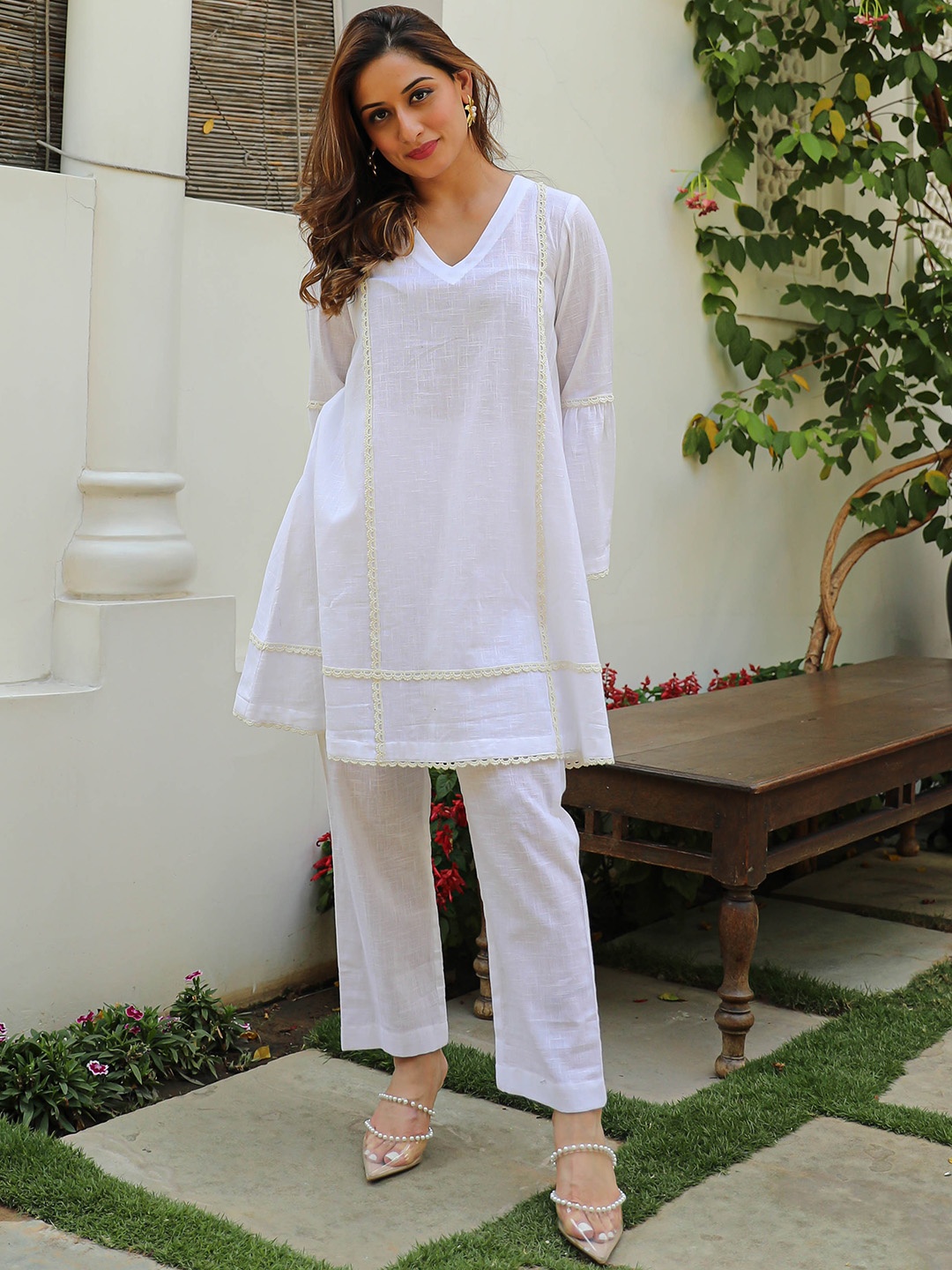 

Bunaai A-Line Kurta with Trousers, White