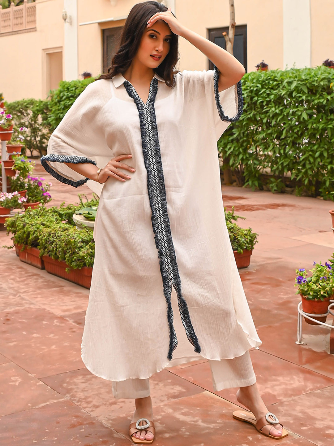 

Bunaai Extended Sleeve Regular A-Line Kurta with Trousers, White