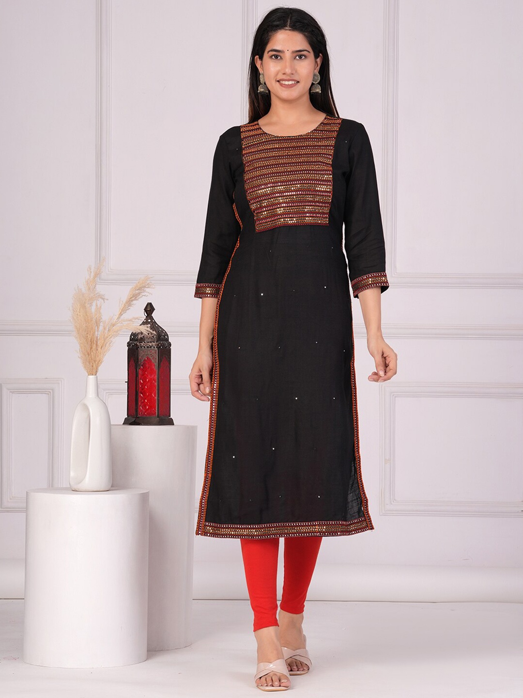 

Mizaz Embellished Yoke Design Straight Kurta, Black