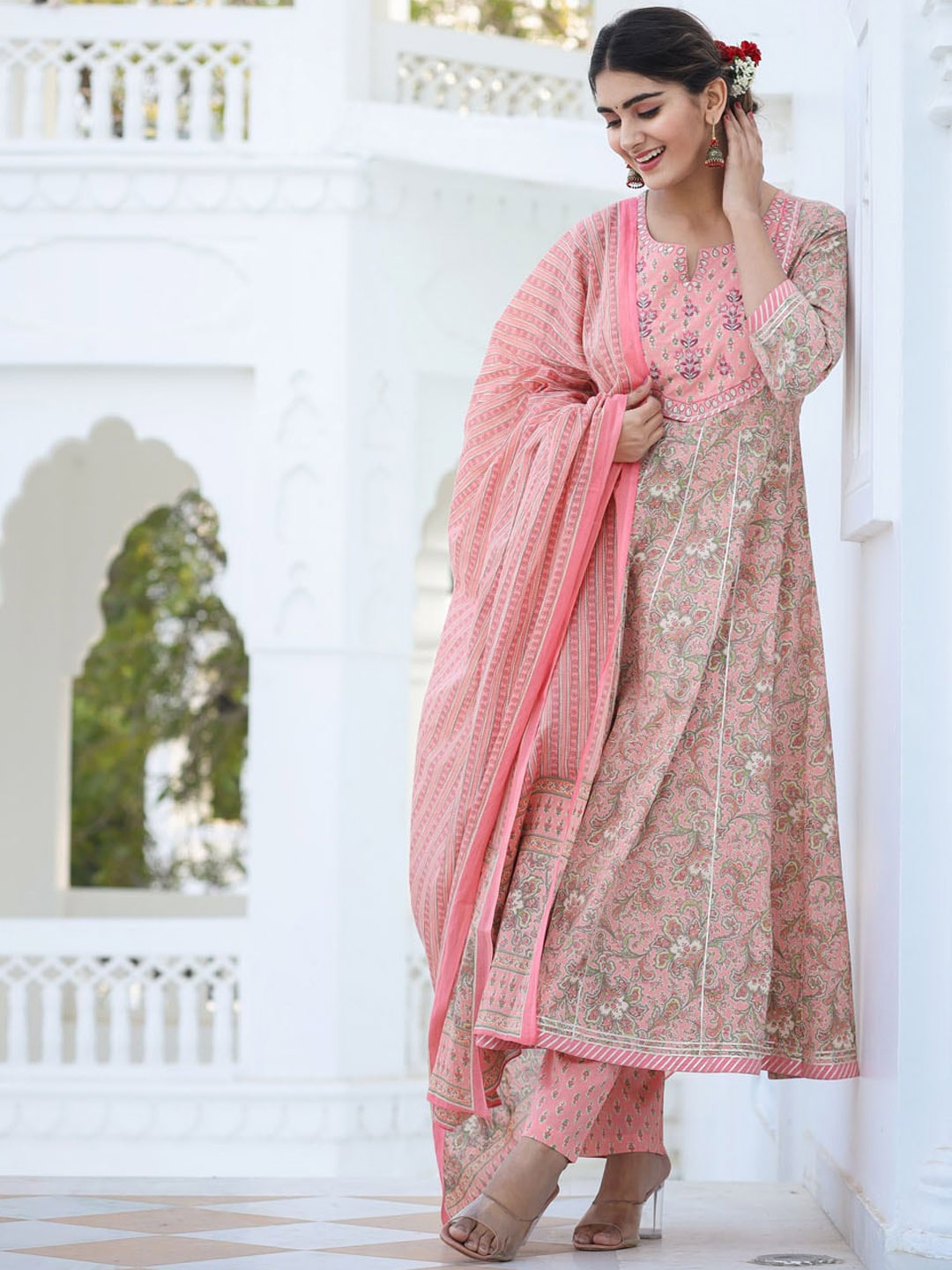 

Meena Bazaar Floral Printed Regular Kurta With Trousers & Dupatta, Peach