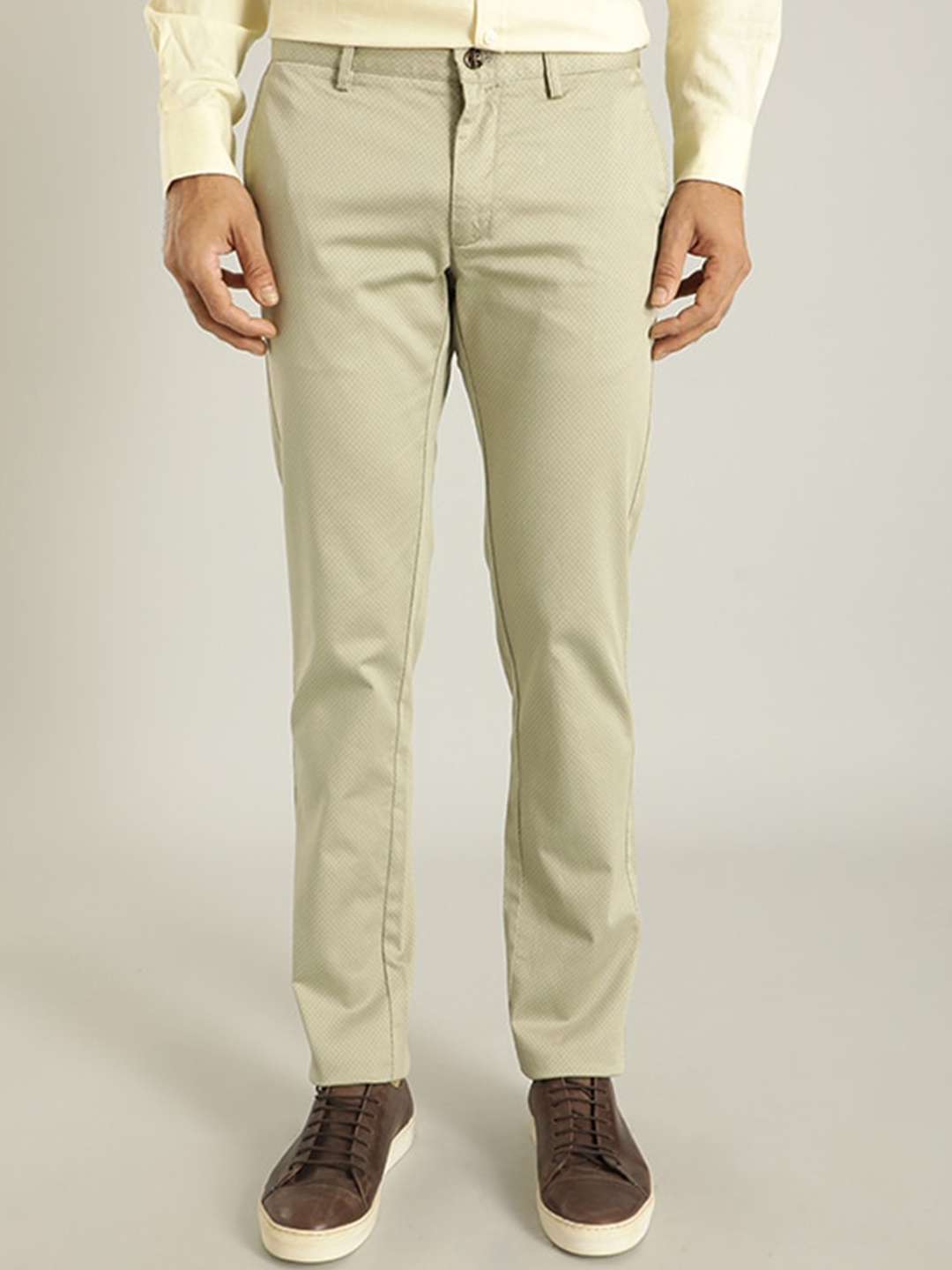 

Indian Terrain Men Brooklyn Slim Fit Mid-Rise Regular Trousers, Khaki