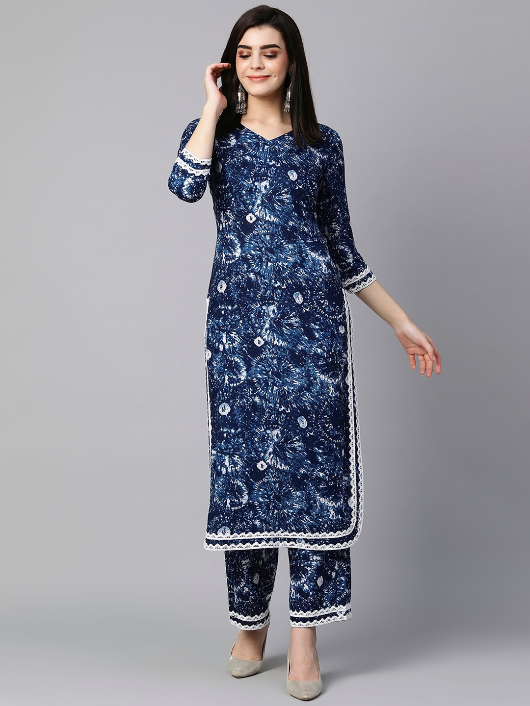 

KALINI Dyed Straight Kurta With Trousers, Blue