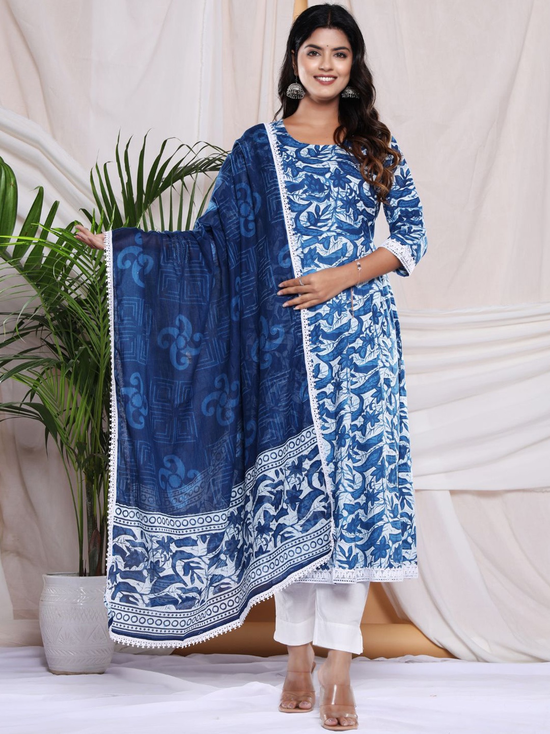 

Collection Rj23 Floral Printed Regular Pure Cotton Kurta & Trousers With Dupatta, Blue