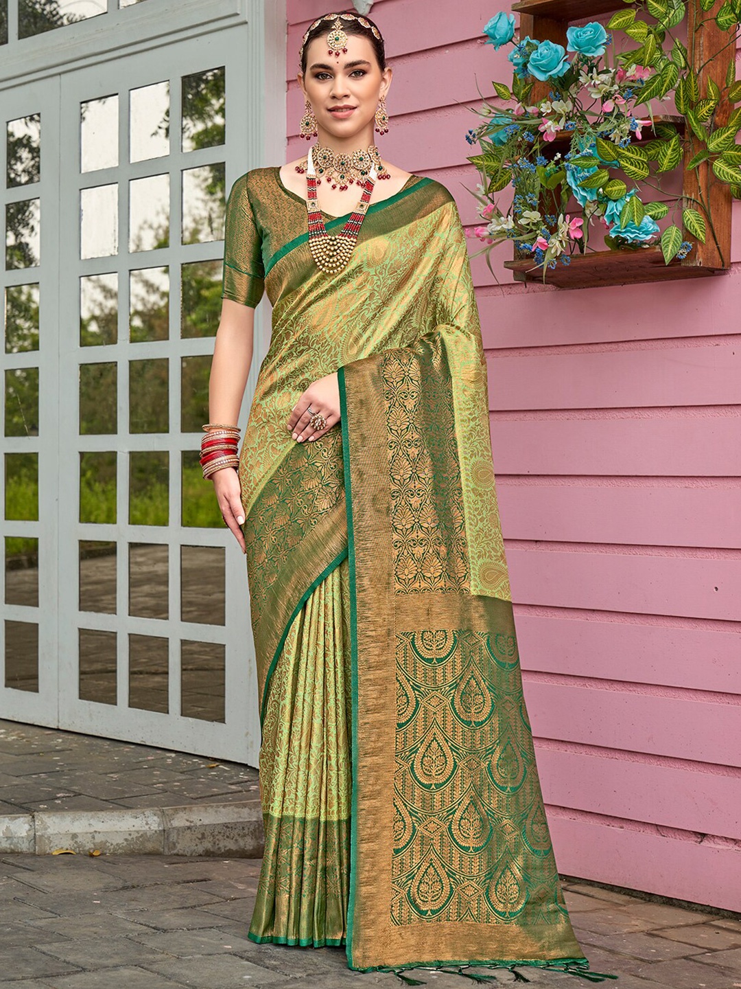 

Anouk Woven Design Zari Saree, Lime green