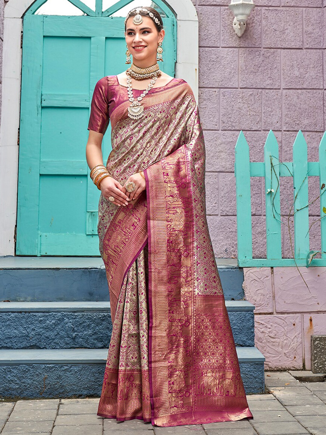 

Anouk Ethnic Motifs Woven Design Zari Detail Kanjeevaram Saree, Pink