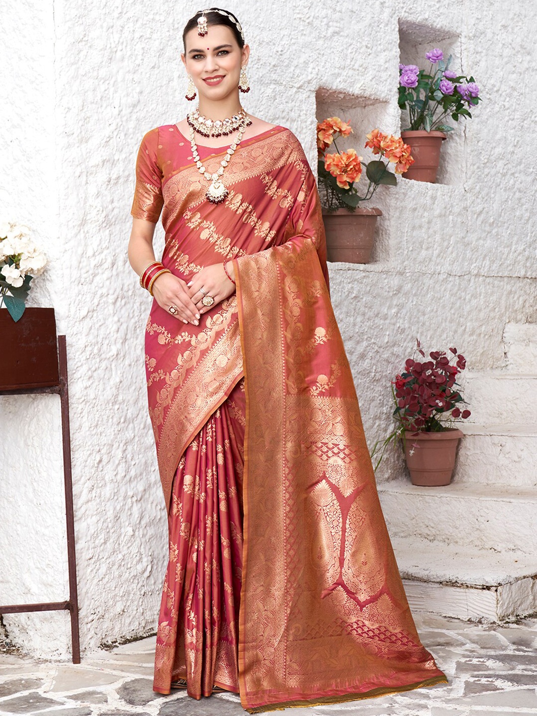 

Anouk Red & Gold-Toned Ethnic Motifs Woven Design Zari Banarasi Saree, Pink