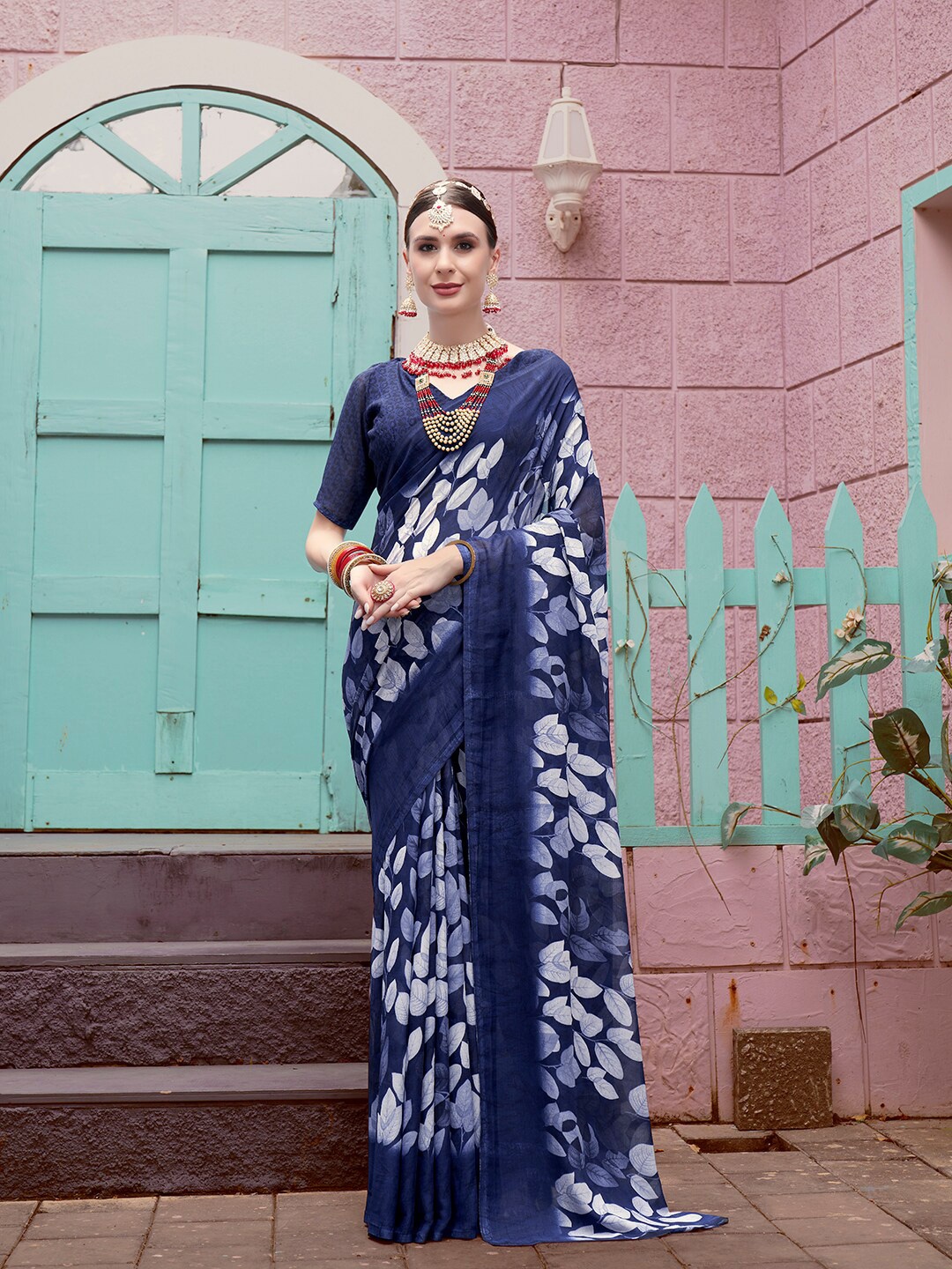 

Anouk Rustic Floral Printed Saree, Blue