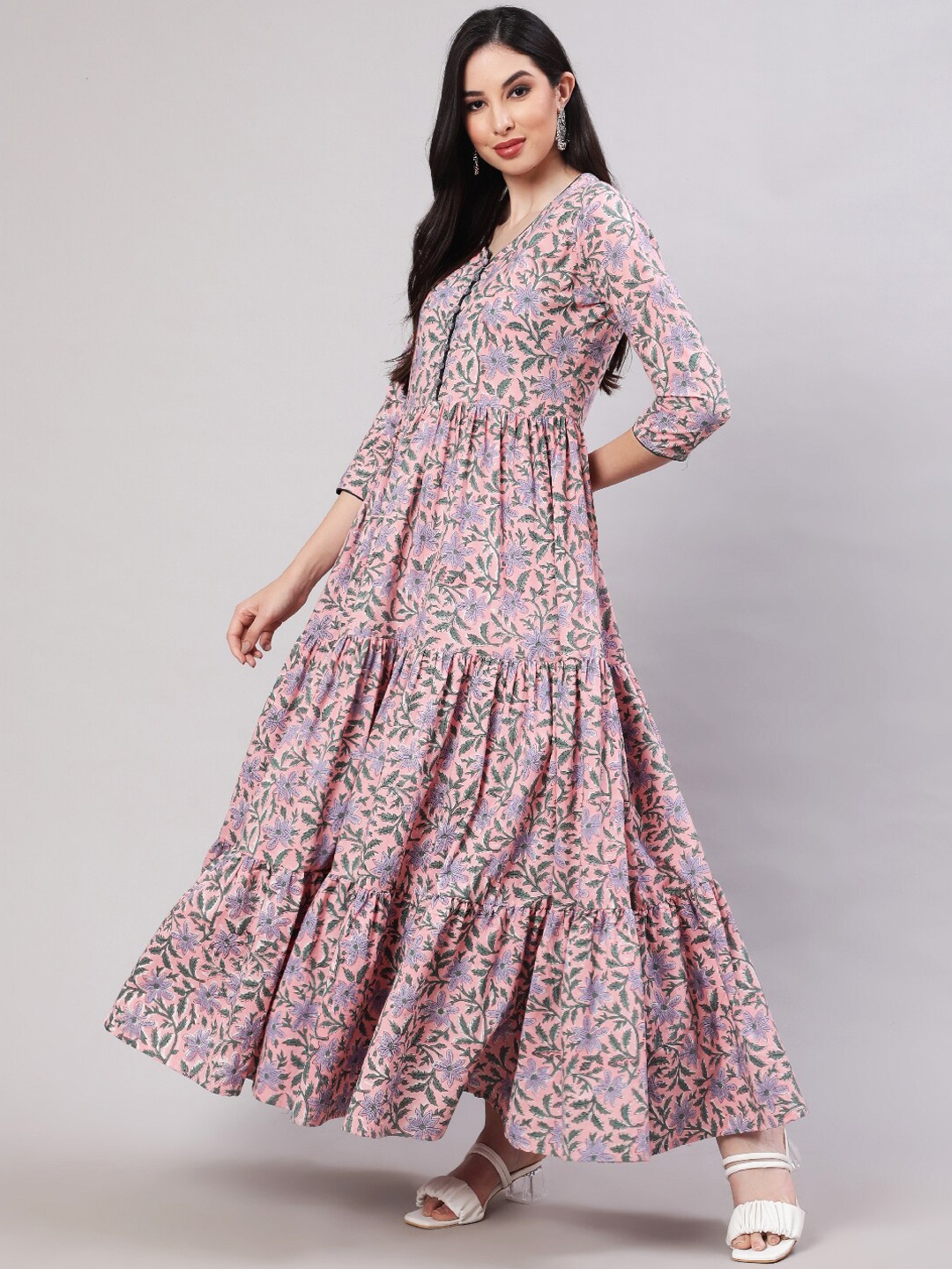 

GLAM ROOTS Floral Motifs Printed Tiering Anarkali Kurta, Pink