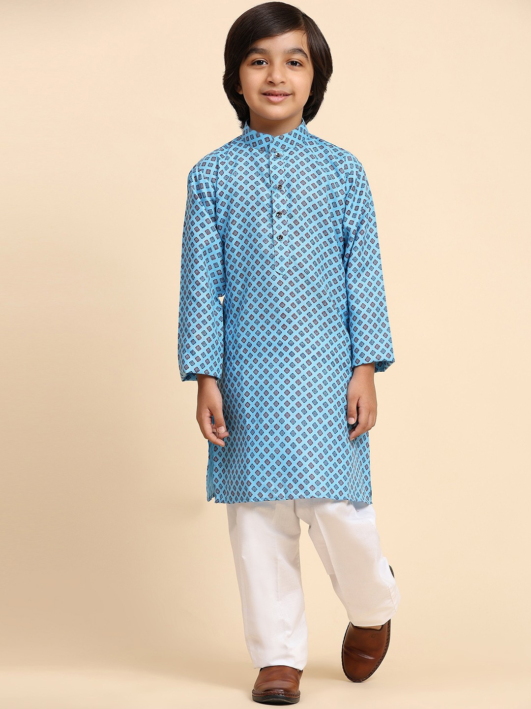 

Pro-Ethic STYLE DEVELOPER Boys Ethnic Motifs Printed Mandarin Collar Kurta with Pyjamas, Blue
