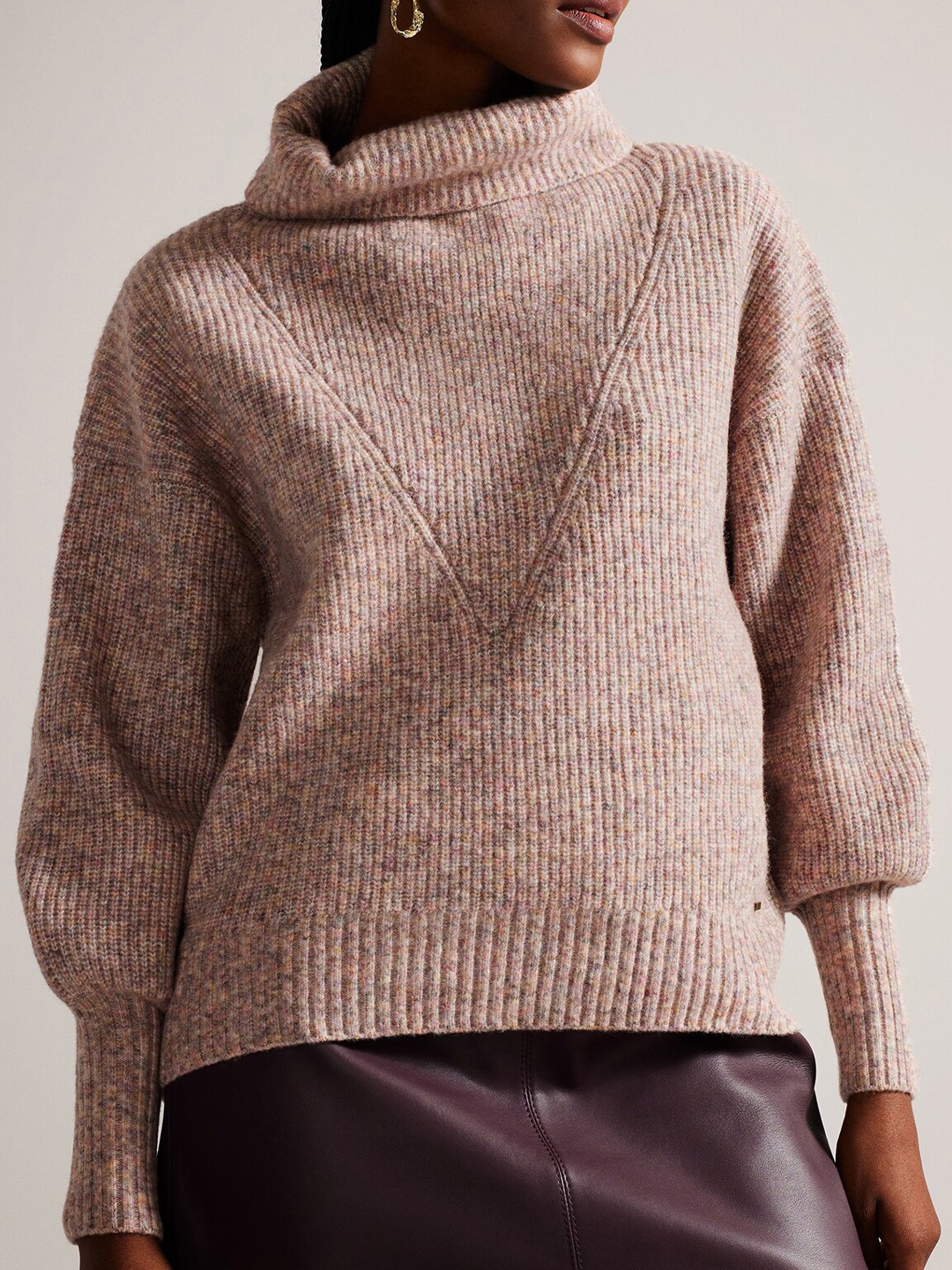 

Ted Baker Striped Turtle Neck Long Sleeves Pullover Sweaters, Pink