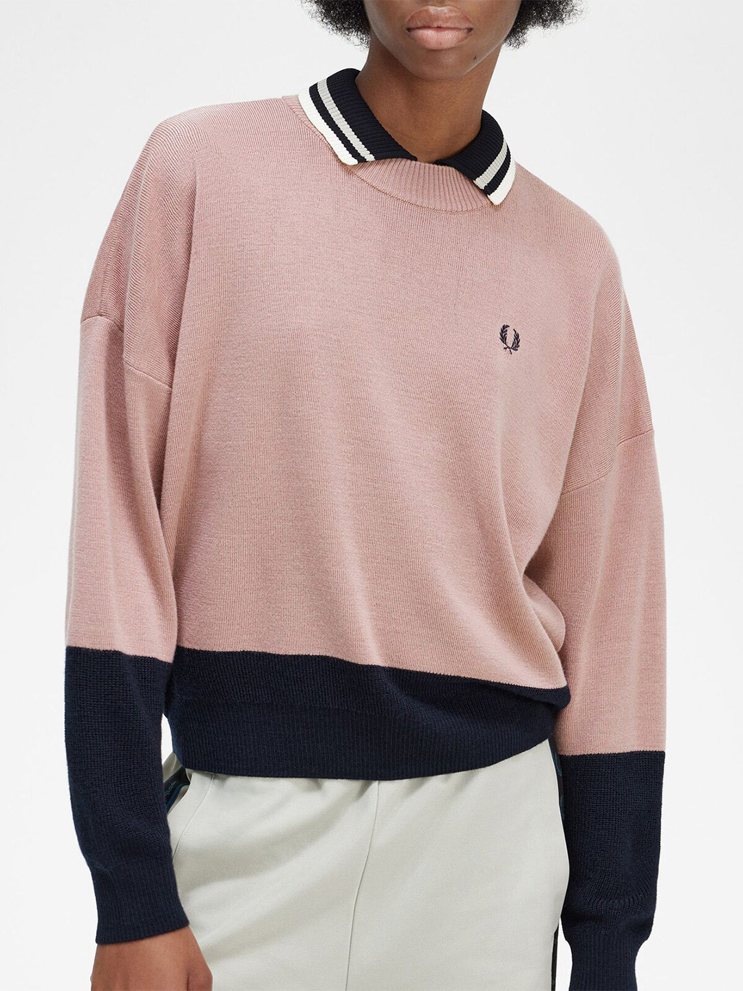 

Fred Perry Colourblocked Drop-Shoulder Sleeves Woollen Pullover Sweatshirt, Pink