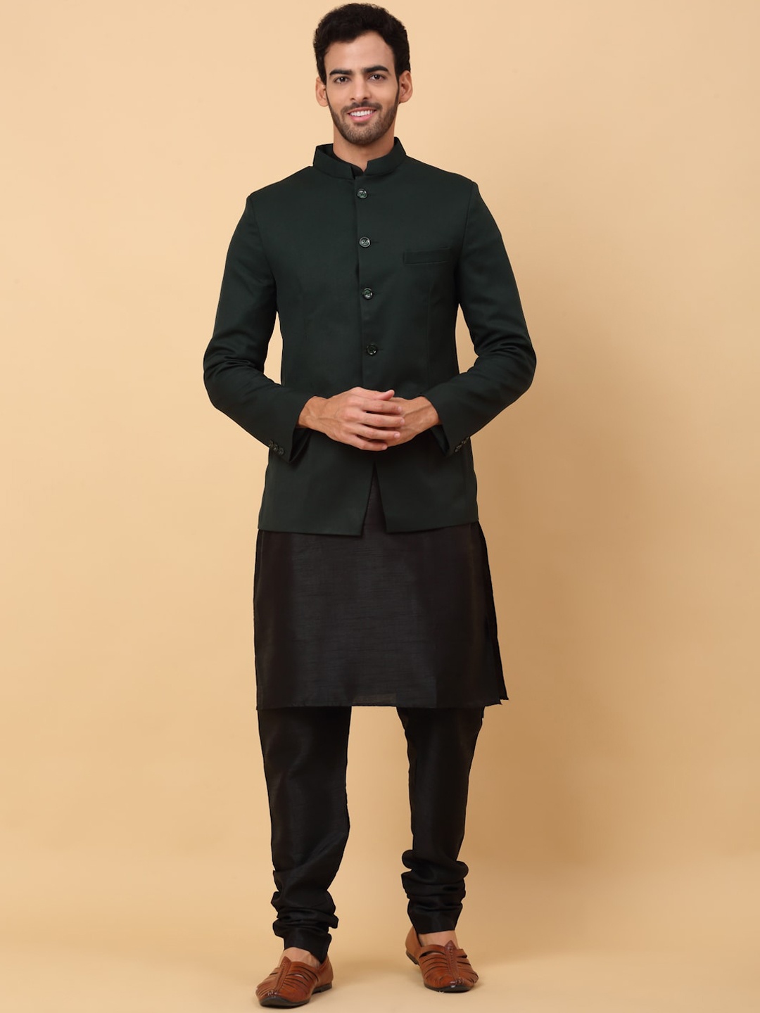 

KRAFT INDIA Mandarin Collar Regular Kurta with Churidar With Jacket, Black