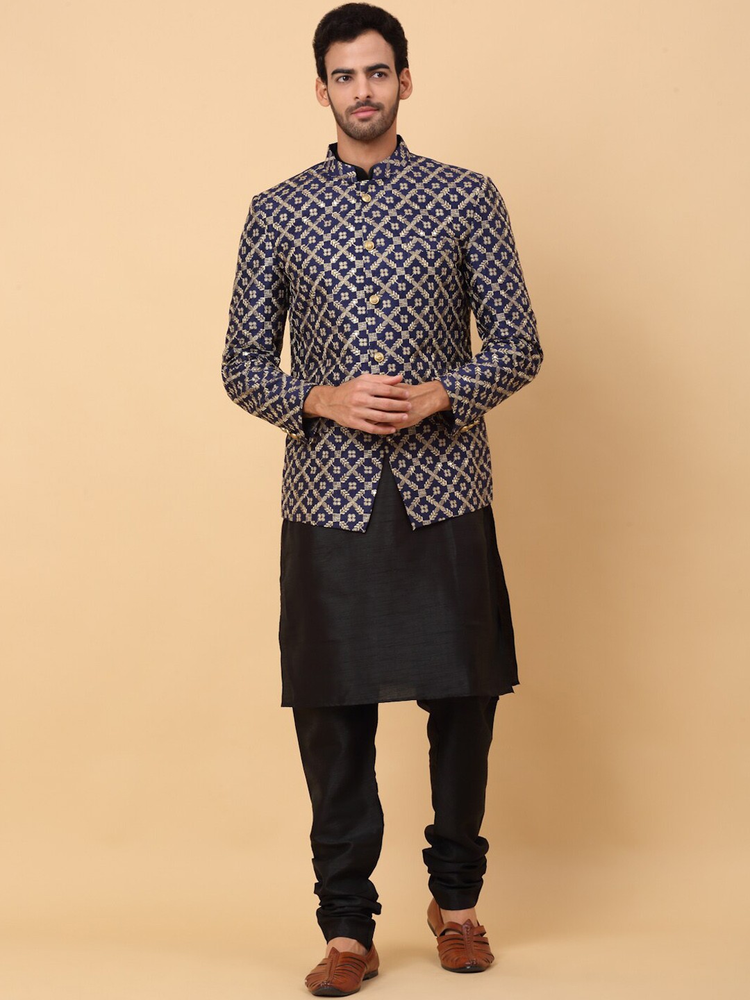 

KRAFT INDIA Mandarin Collar Kurta With Churidar & Zari Waistcoat, Black