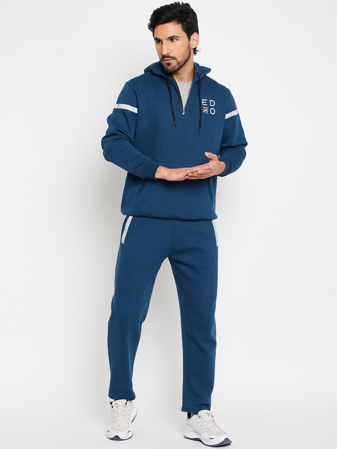

EDRIO Men Printed Hood Neck Winter Radiance Tracksuits, Blue