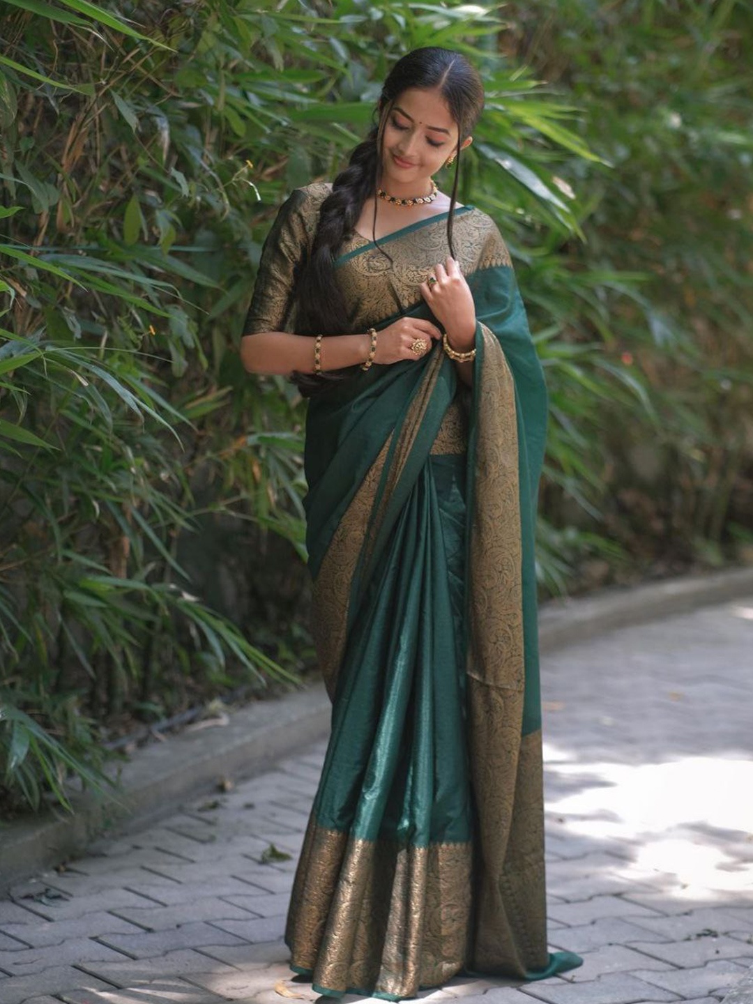 

TIEXA Zari Pure Silk Banarasi Saree, Sea green